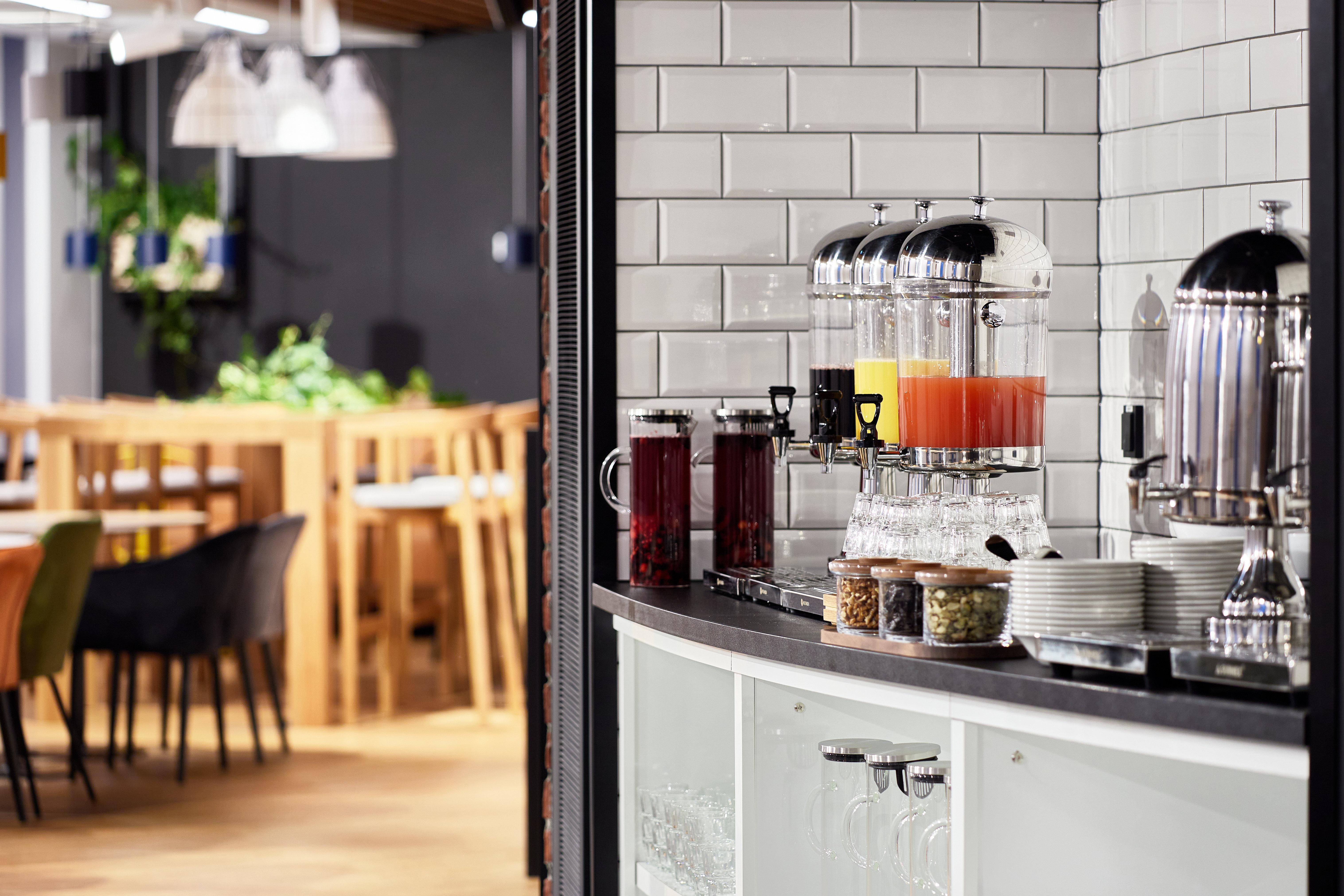 Holiday Inn Express - Warsaw - The Hub By Ihg Varsóvia Exterior foto